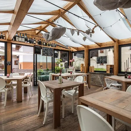 Marangon Suites Sùtrio